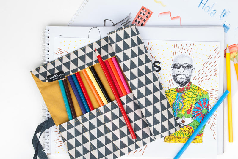 Roll-Up Pencil Case triangles