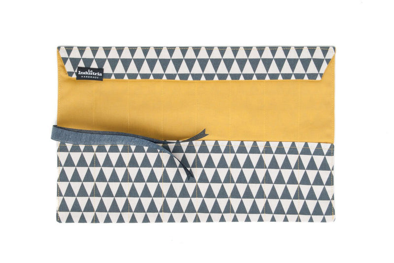 Roll-Up Pencil Case triangles